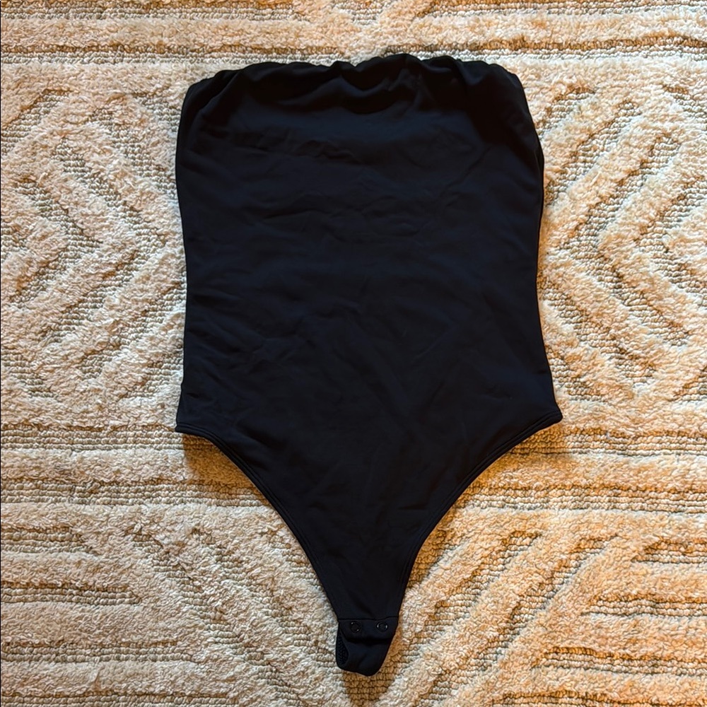 Babaton contour tube bodysuit